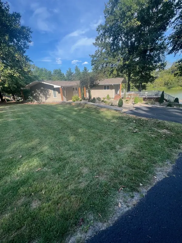 145 Country Club Lane, Anna, IL 62906