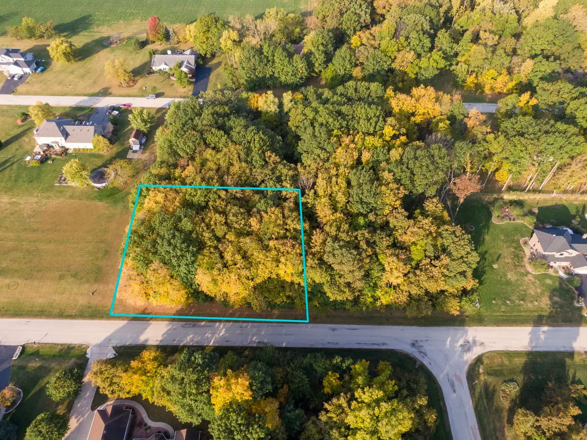 208 Hickory Lane, Kirkland, IL 60146 - #1