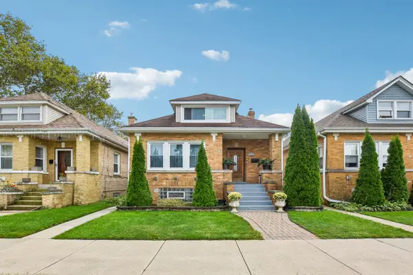 5705 W Newport Avenue, Chicago, IL 60634