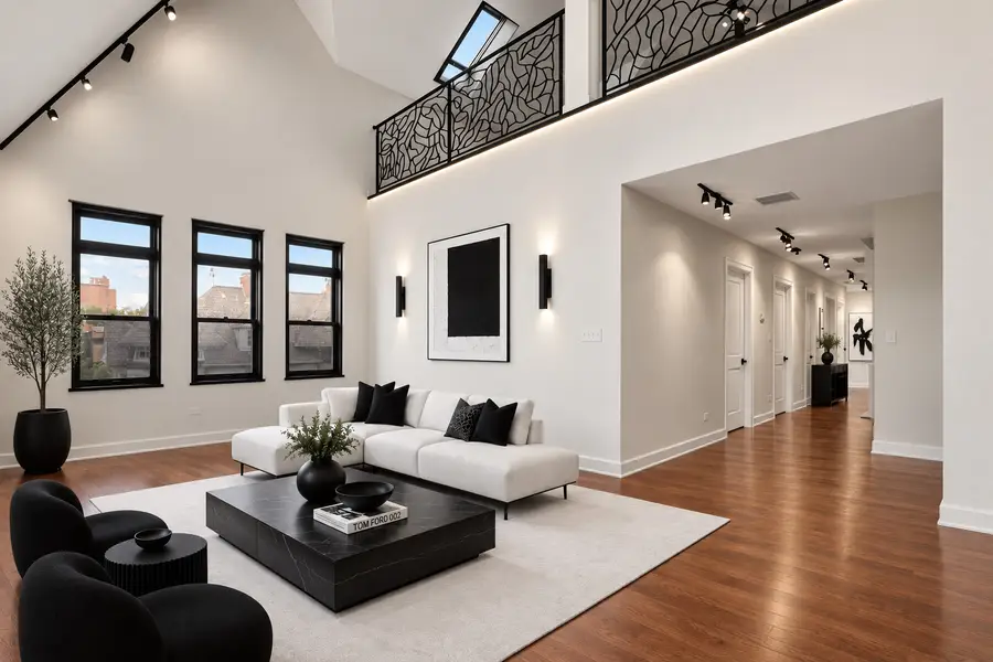 4427 S Oakenwald Avenue #4, Chicago, IL 60653 - #3