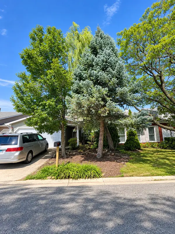 378 Thorncliffe Heights, Glendale Heights, IL 60139