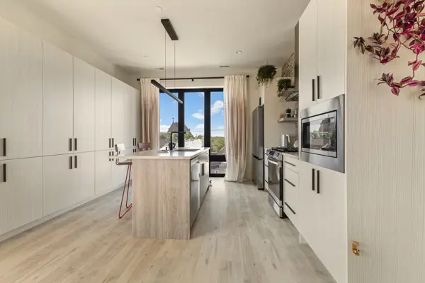 2135 W Cermak Road #3S, Chicago, IL 60608 - #3