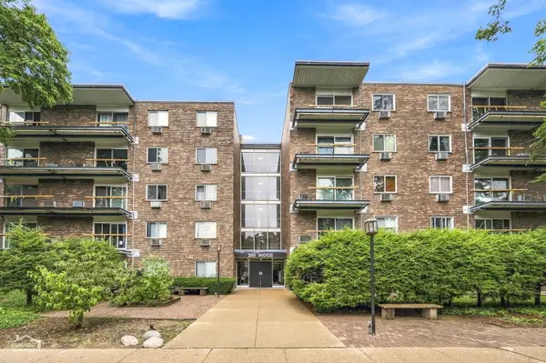 250 Ridge Avenue #4H, Evanston, IL 60202