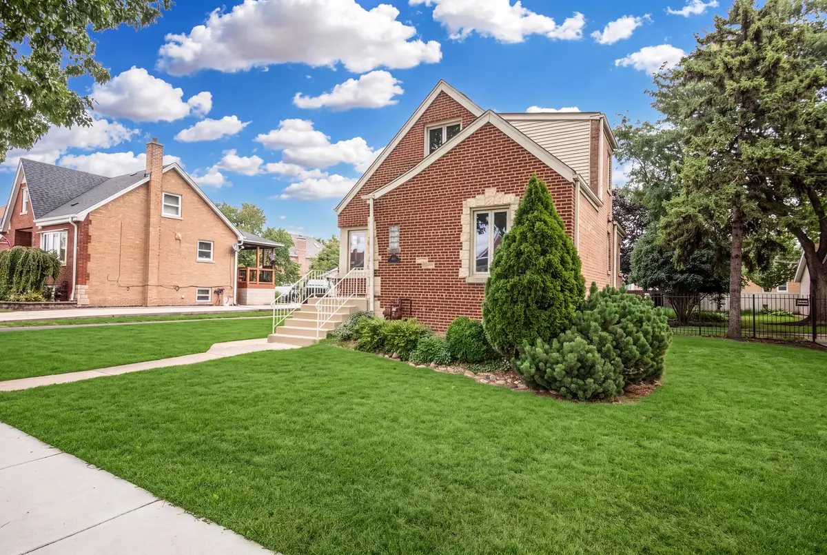 5627 S Neenah Avenue, Chicago, IL 60638 - #1