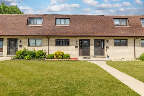 7546 S Cork Avenue, Justice, IL 60458