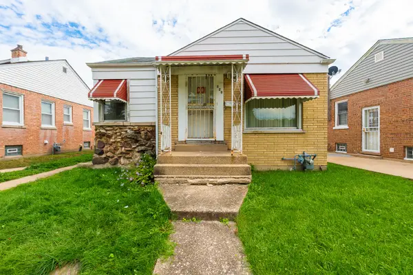 529 49th Avenue, Bellwood, IL 60104