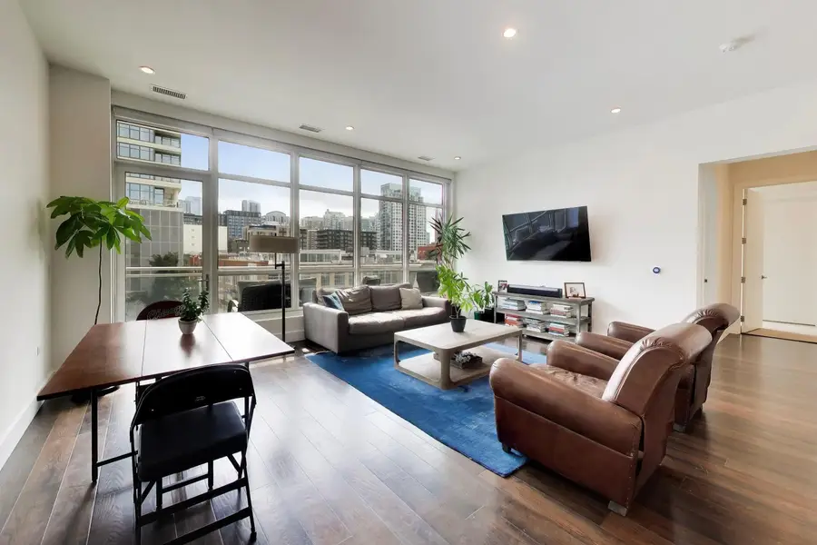 367 W Locust Street #305, Chicago, IL 60610 - #3