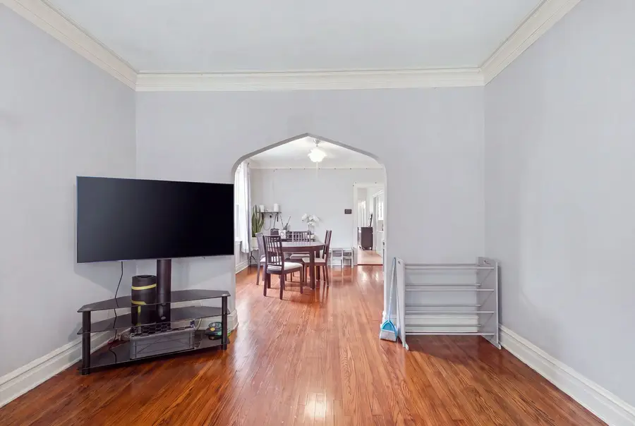 4934 S Kedvale Avenue, Chicago, IL 60632 - #3