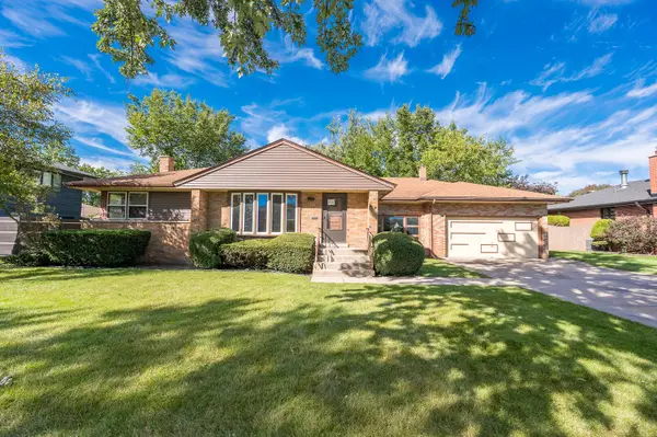 4510 N Oak Street, Norridge, IL 60706