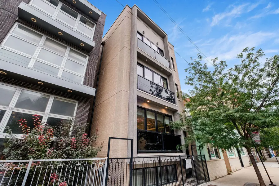 2209 W Belmont Avenue #2, Chicago, IL 60618 - #2