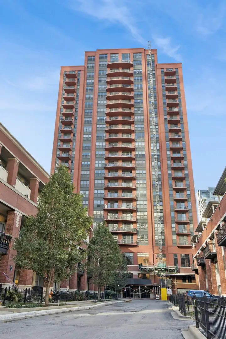 330 N Jefferson Street #1206, Chicago, IL 60661 - #1