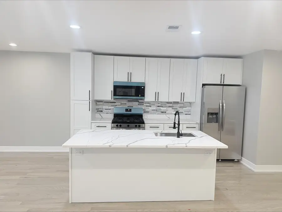 5708 W 84th Place, Burbank, IL 60459 - #2