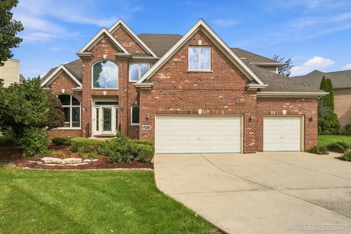 2775 Ginger Woods Drive, Aurora, IL 60502 - #1