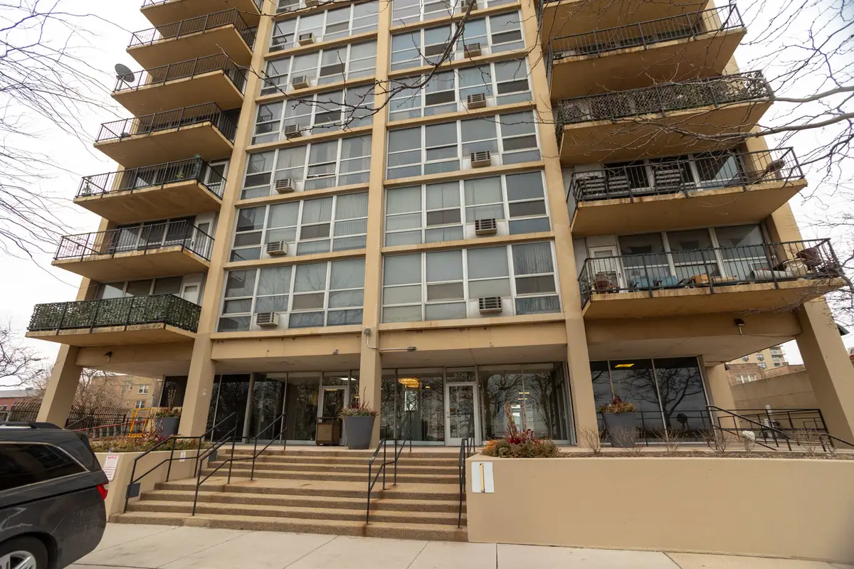 6730 S South Shore Drive #501, Chicago, IL 60649 - #1