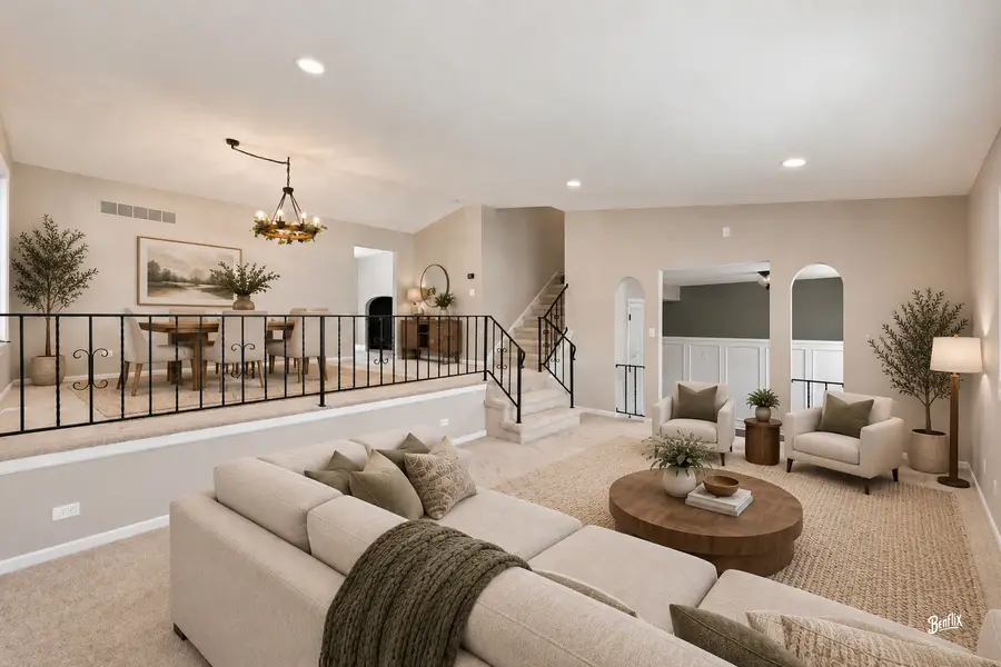 1061 N Smith Street, Palatine, IL 60067 - #3