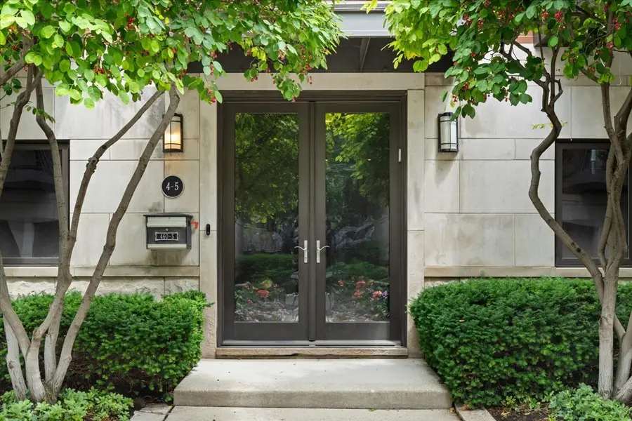 460 W Superior Street #4-5, Chicago, IL 60654 - #2