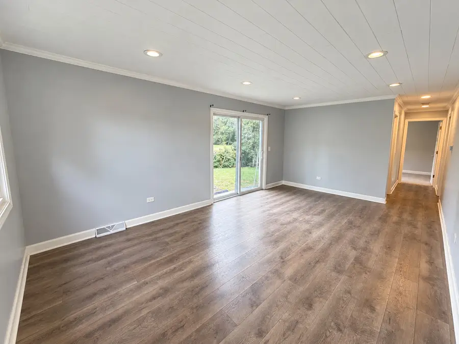2039 Cherry Avenue, Hanover Park, IL 60133 - #3