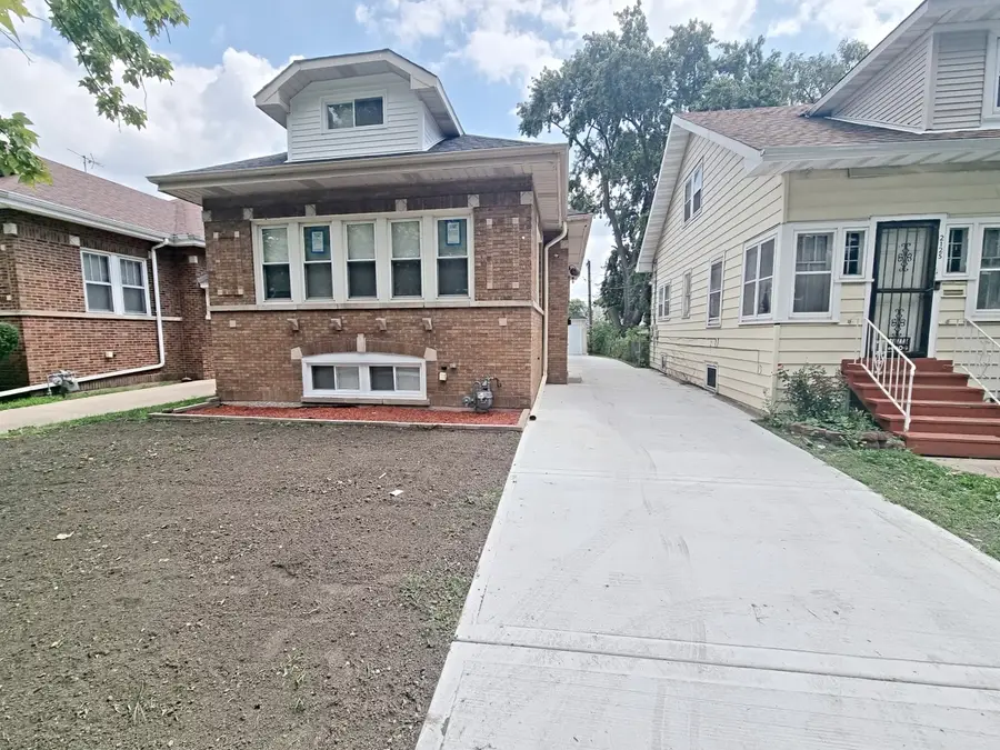 2123 S 10th Avenue, Maywood, IL 60153 - #2