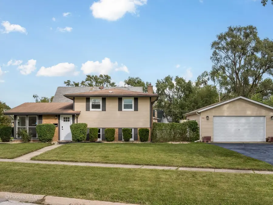 16843 Briargate Drive, Country Club Hills, IL 60478 - #2