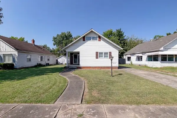 1013 N 12th Street, Herrin, IL 62948