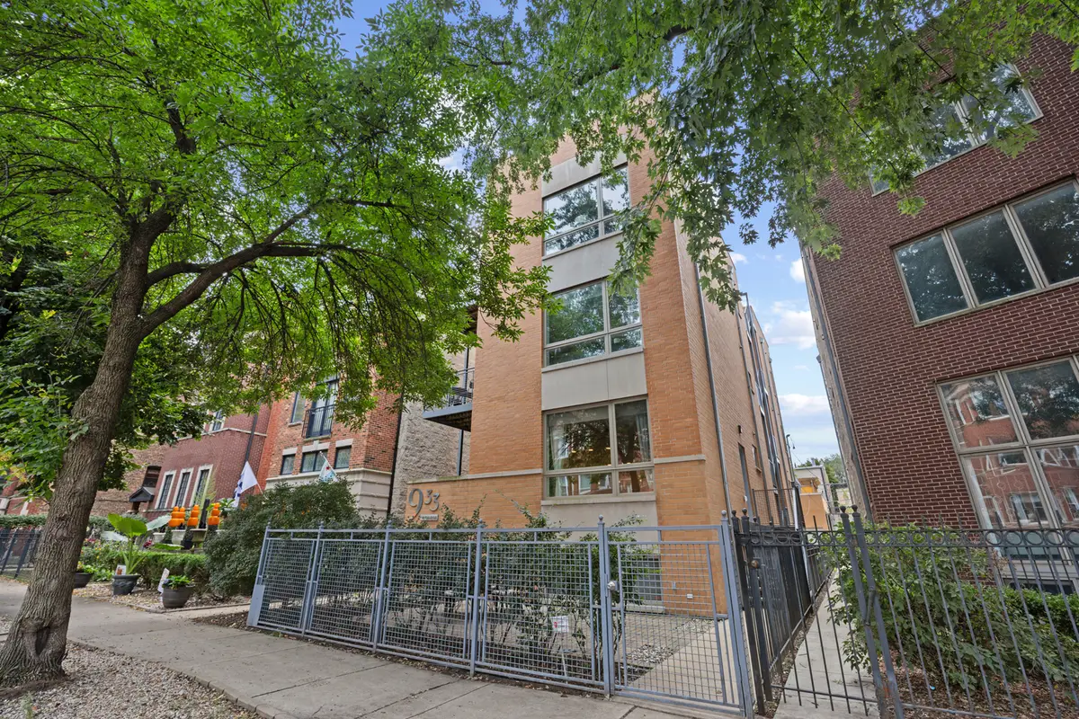 933 W George Street #1N, Chicago, IL 60657 - #1