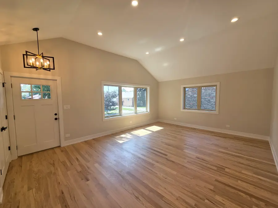 6529 28th Place, Berwyn, IL 60402 - #3