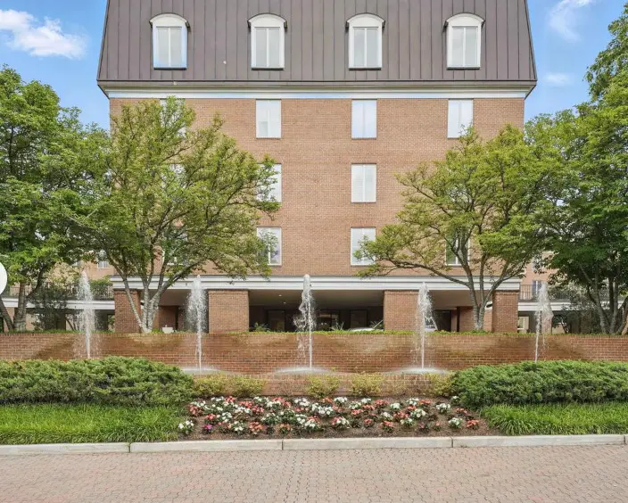8101 Connecticut Avenue #N304, Chevy Chase, MD 20815 - #2