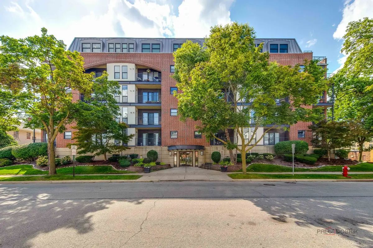 110 S Evergreen Avenue #4C-N, Arlington Heights, IL 60005 - #1