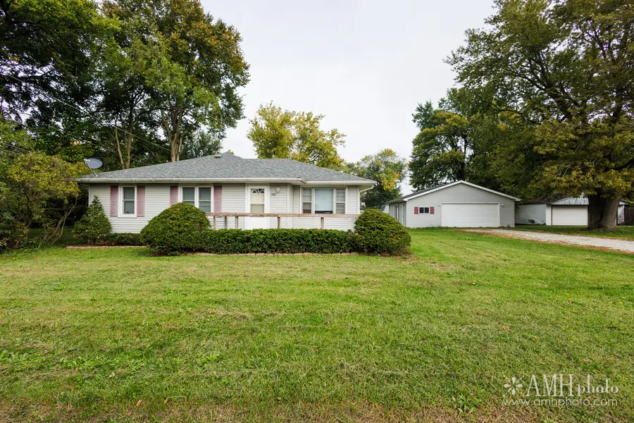 7405 E Canada Street, Saint Anne, IL 60964 - #3