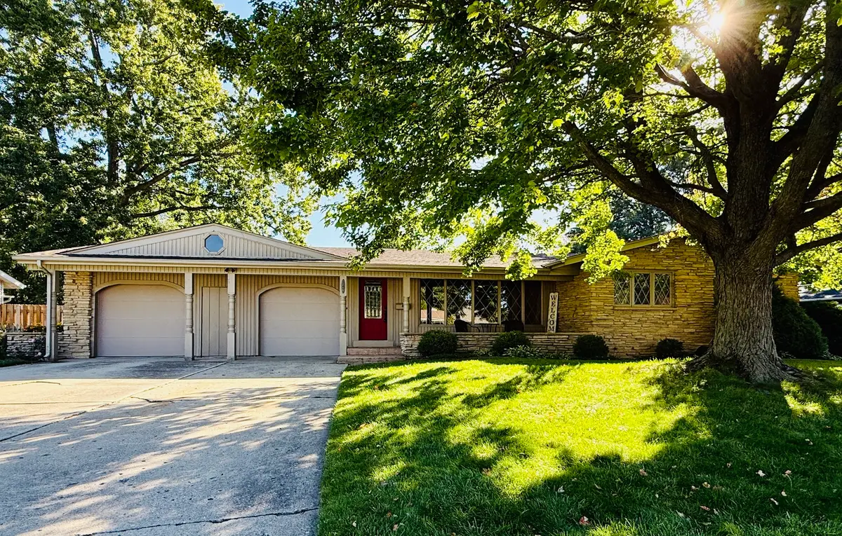143 Joanne Lane, Rochelle, IL 61068 - #1