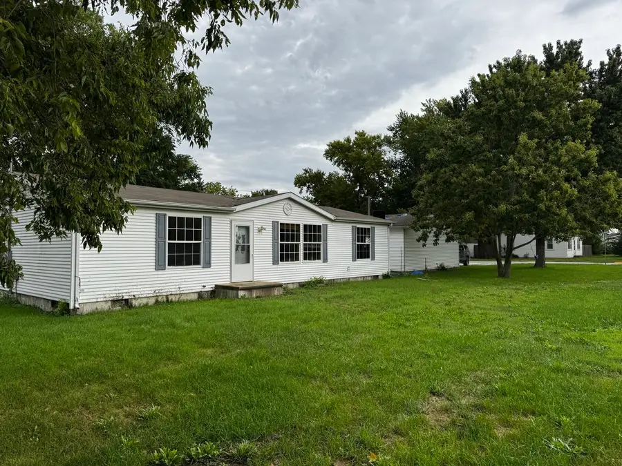 712 E Main Street, Cornell, IL 61319 - #2