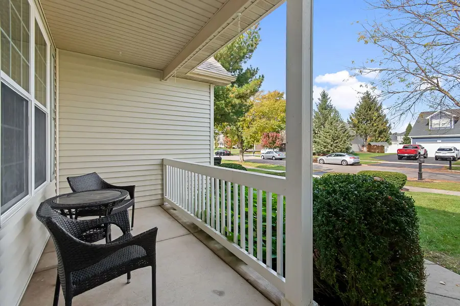 962 Canyon Trail Court, Yorkville, IL 60560 - #2