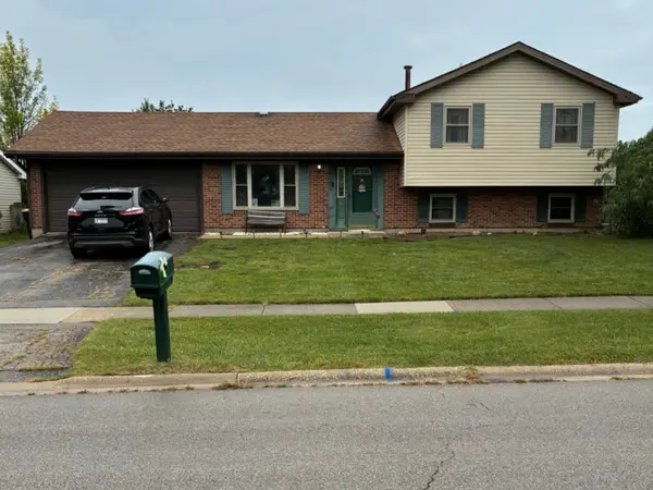 1440 Schooner Lane, Hanover Park, IL 60133