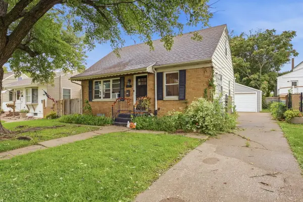 1727 13th Avenue, Moline, IL 61265