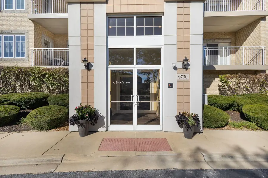 9730 Koch Court #1B, Orland Park, IL 60467 - #2