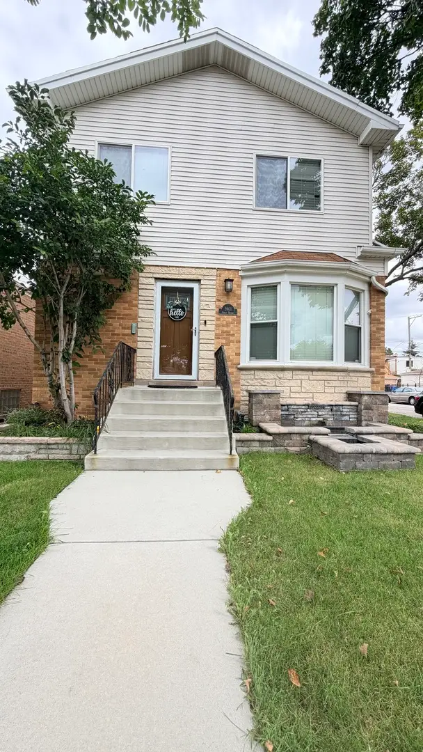 5901 N Nagle Avenue, Chicago, IL 60646 - #1