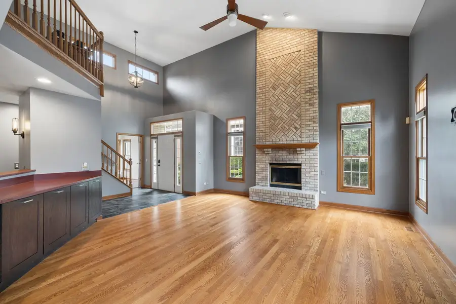 14552 Club Circle Drive, Oak Forest, IL 60452 - #2