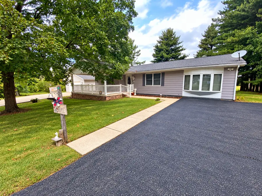 206 Junction Street, Centralia, IL 62801 - #2
