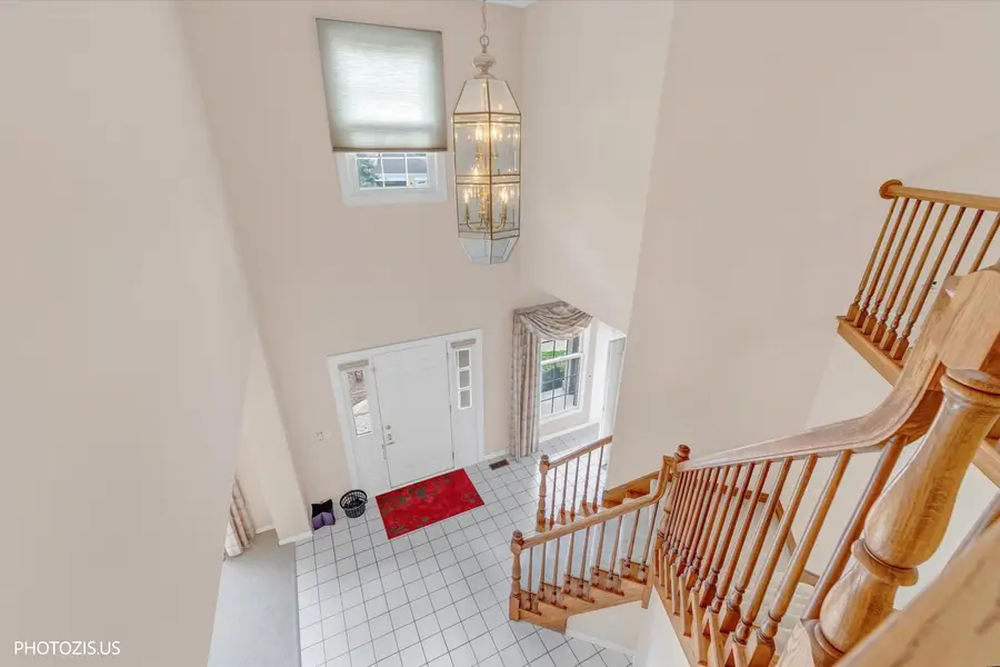 730 Castlerea Lane, Des Plaines, IL 60016 - #3