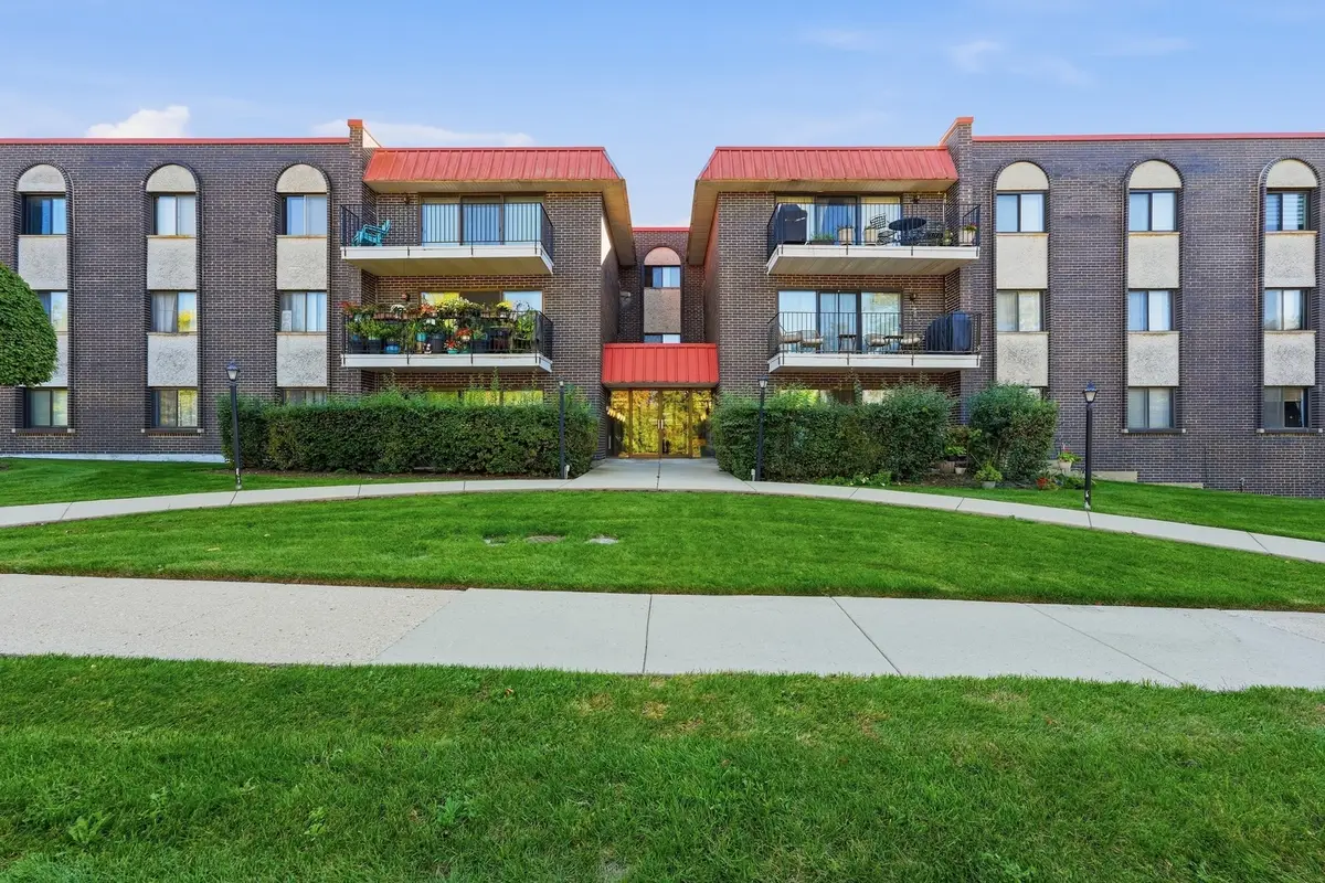 1255 W Prospect Avenue #101, Mount Prospect, IL 60056 - #1