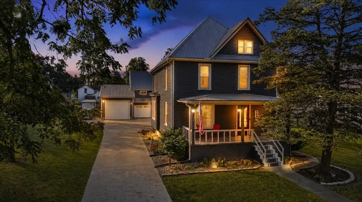 309 E Hickory Street, Chatsworth, IL 60921 - #1