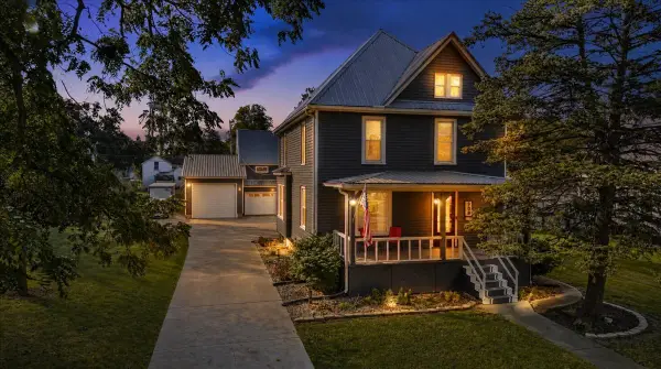 309 E Hickory Street, Chatsworth, IL 60921