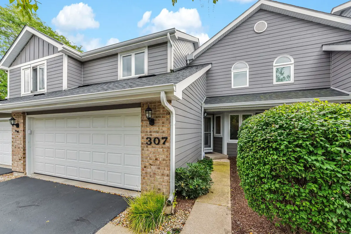 307 N Charles Avenue, Naperville, IL 60540 - #1