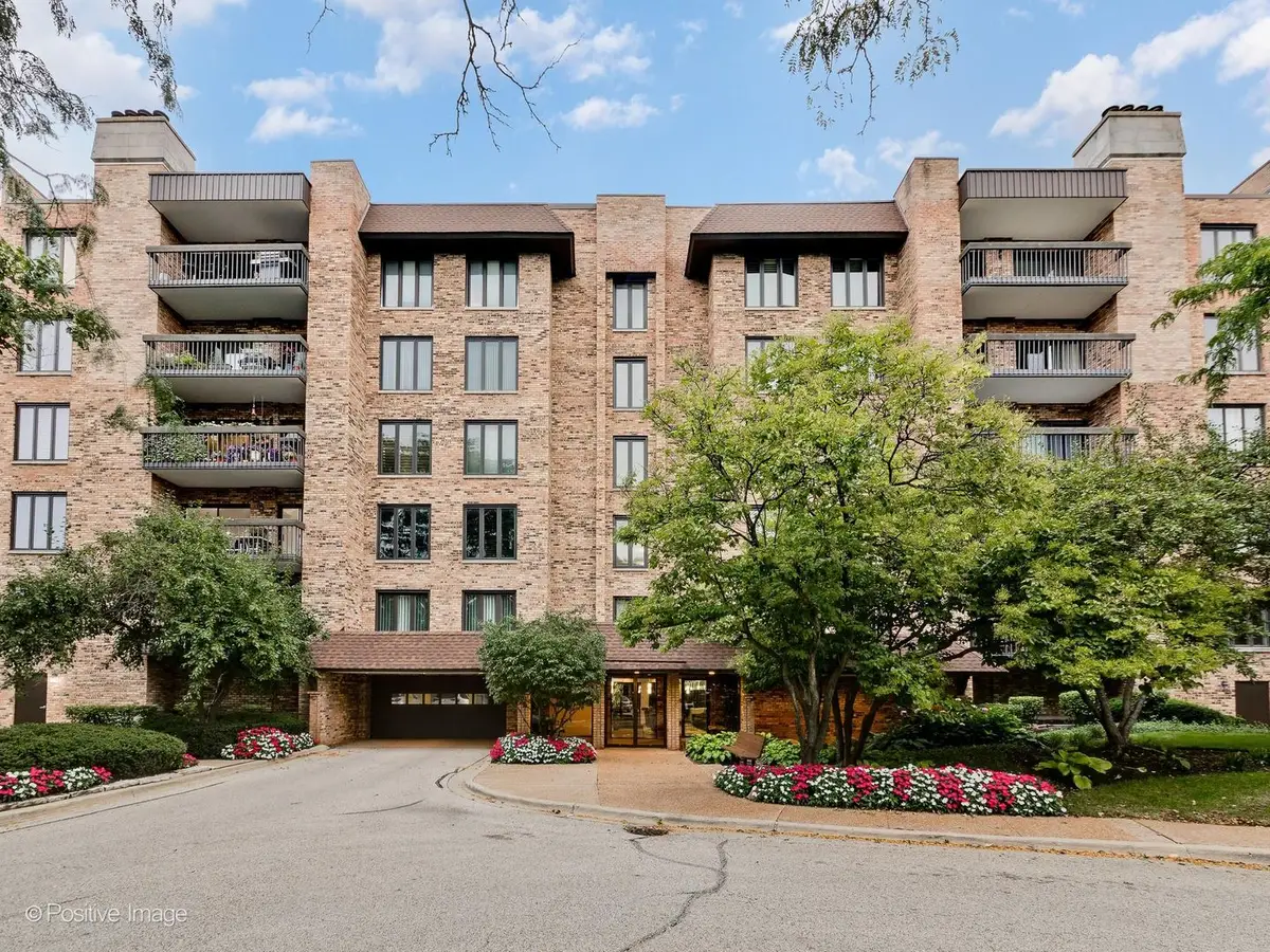 3860 Mission Hills Road #217, Northbrook, IL 60062 - #1