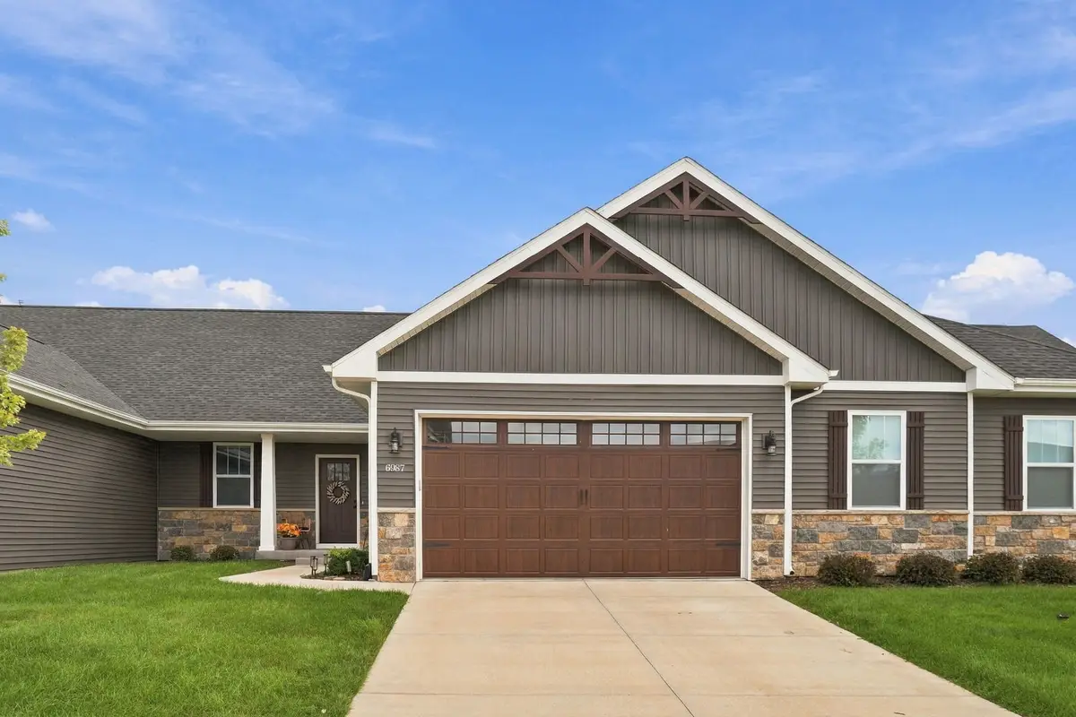 6987 Genesis Way, Bettendorf, IA 52722 - #1