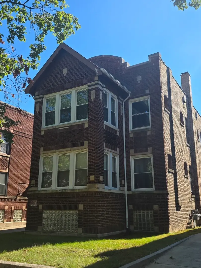 2107 E 72nd Place, Chicago, IL 60649 - #1