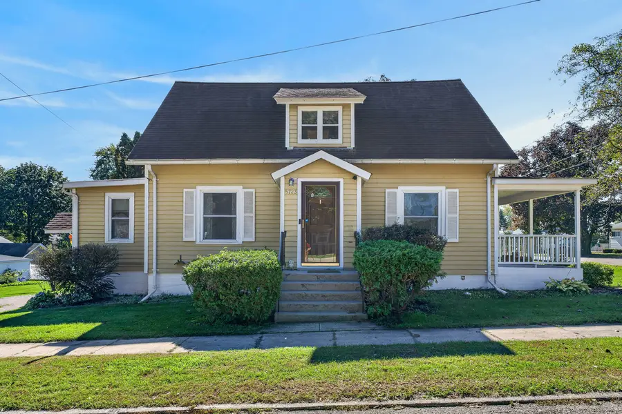 5723 Milwaukee Avenue, Richmond, IL 60071 - #2