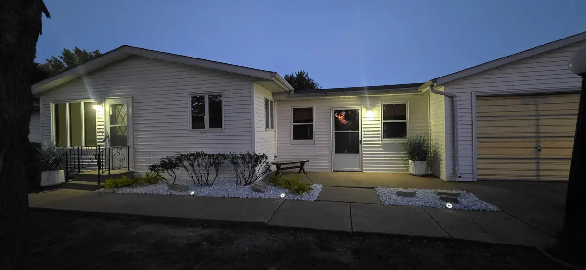 235 SE 3rd Street, Woodhull, IL 61490 - #1
