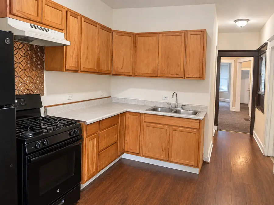 531 W 61st Place, Chicago, IL 60621 - #2