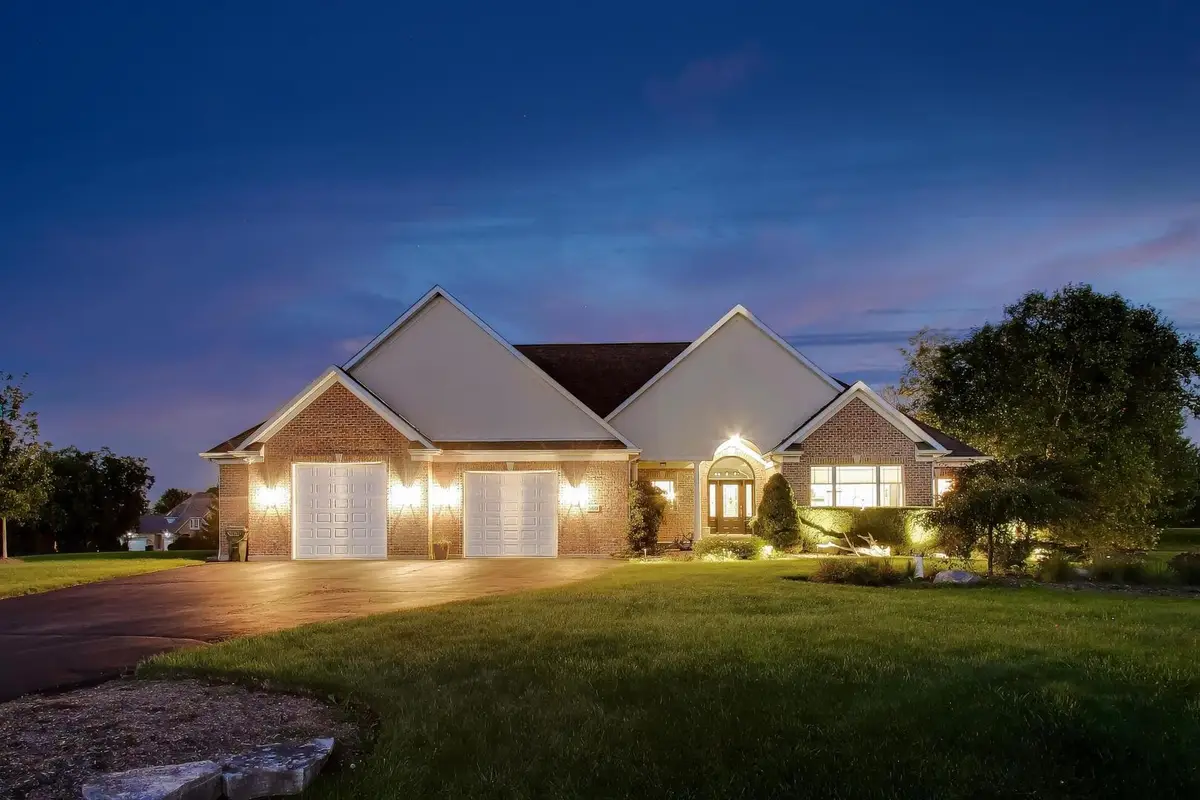 560 Birch Hollow Drive, Antioch, IL 60002 - #1